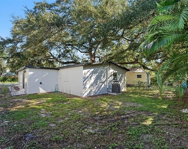 3306 W Wyoming Avenue - Photo Thumbnail 13