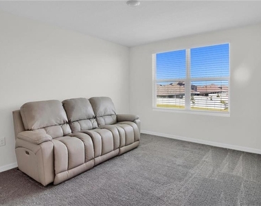 5440 Logan Cave Avenue - Photo Thumbnail 13