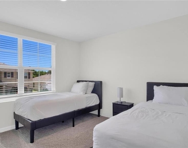 5440 Logan Cave Avenue - Photo Thumbnail 24