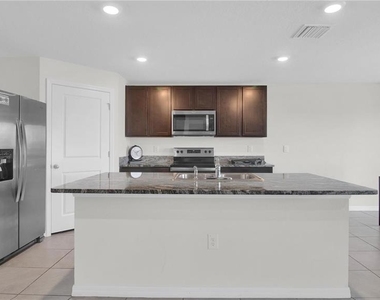 5440 Logan Cave Avenue - Photo Thumbnail 17