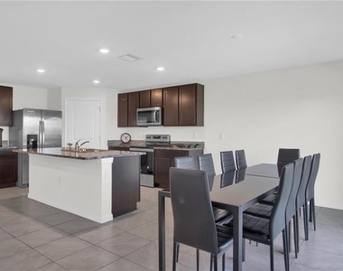 5440 Logan Cave Avenue - Photo Thumbnail 27