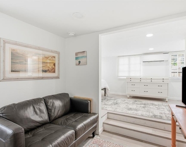 3025 56th Street S - Photo Thumbnail 6