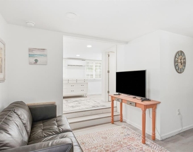 3025 56th Street S - Photo Thumbnail 4