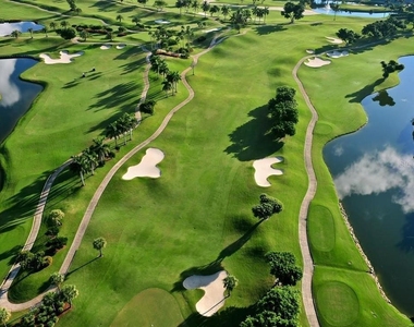 2400 Winding Creek Boulevard - Photo Thumbnail 37
