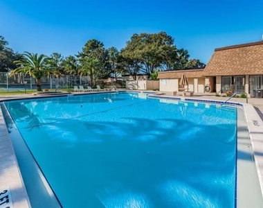 2400 Winding Creek Boulevard - Photo Thumbnail 25