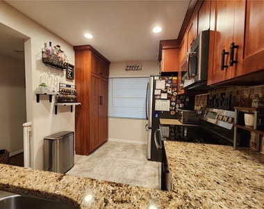 2400 Winding Creek Boulevard - Photo Thumbnail 3
