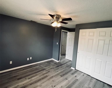 5452 Lisa Circle - Photo Thumbnail 19