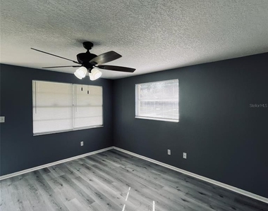 5452 Lisa Circle - Photo Thumbnail 13
