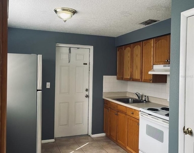 5452 Lisa Circle - Photo Thumbnail 5