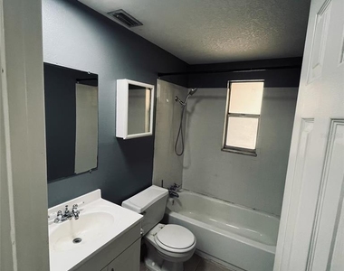 5452 Lisa Circle - Photo Thumbnail 24