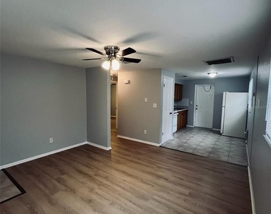 5450 Lisa Circle - Photo Thumbnail 6