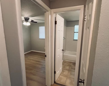 5450 Lisa Circle - Photo Thumbnail 12