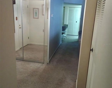 660 Island Way - Photo Thumbnail 12