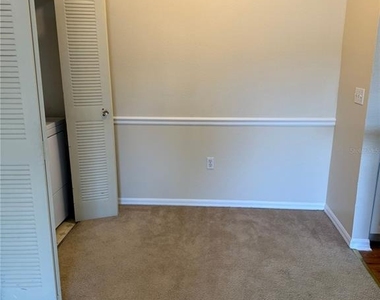5518 Metrowest Boulevard - Photo Thumbnail 5