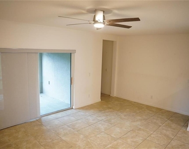 251 Annabelle Way - Photo Thumbnail 8
