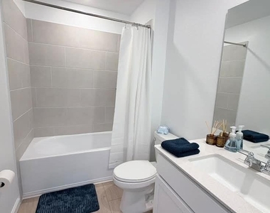 4389 Vibernum Avenue - Photo Thumbnail 12