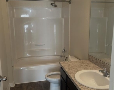 437 Stillwater Lane - Photo Thumbnail 15