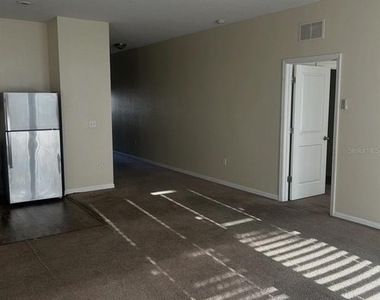 437 Stillwater Lane - Photo Thumbnail 4