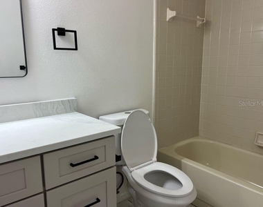 1569 Avleigh Circle - Photo Thumbnail 10