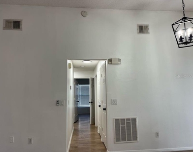 1569 Avleigh Circle - Photo Thumbnail 7