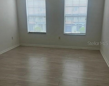 2982 Ashland Lane - Photo Thumbnail 18