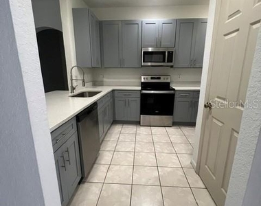2982 Ashland Lane - Photo Thumbnail 4