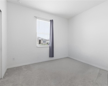740 Richmond Estate Avenue - Photo Thumbnail 7