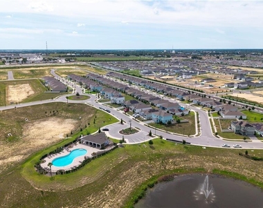 740 Richmond Estate Avenue - Photo Thumbnail 12