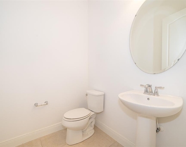7935 Nemours Parkway - Photo Thumbnail 25