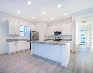 7935 Nemours Parkway - Photo Thumbnail 17