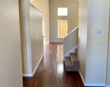 715 Riggs Circle - Photo Thumbnail 20