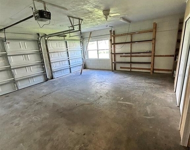 437 Dakota Avenue - Photo Thumbnail 25
