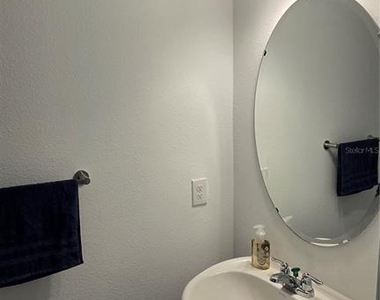3254 Vesara Drive - Photo Thumbnail 15