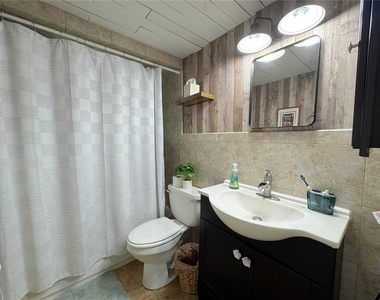 205 S Ebb Way - Photo Thumbnail 14