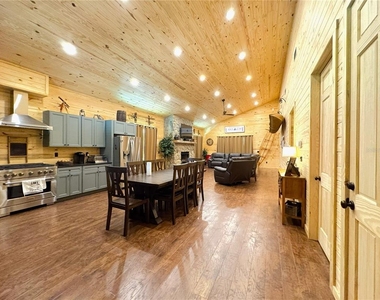 7144 S Aloysia Avenue - Photo Thumbnail 3