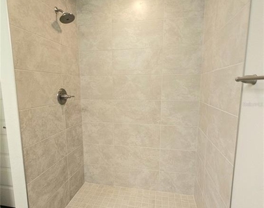 312 Locust Pass - Photo Thumbnail 6