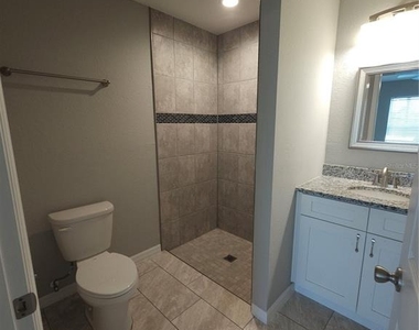 200 Marion Oaks Golf Road - Photo Thumbnail 5