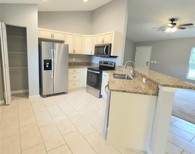 16585 Sw 31st Circle - Photo Thumbnail 1