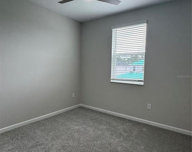 12202 Plumpton Drive - Photo Thumbnail 16