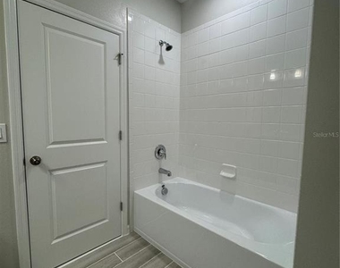 12202 Plumpton Drive - Photo Thumbnail 13