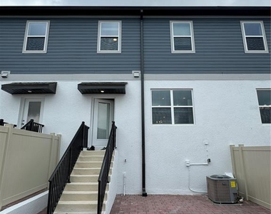12202 Plumpton Drive - Photo Thumbnail 5