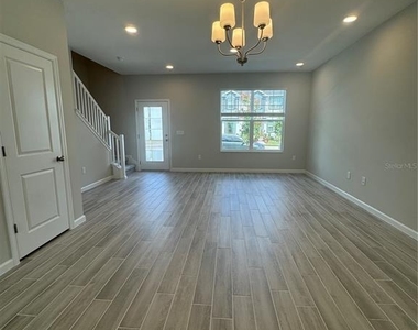 12202 Plumpton Drive - Photo Thumbnail 3
