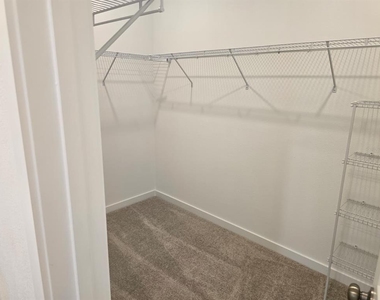 5144 Flaxleaf Street - Photo Thumbnail 10