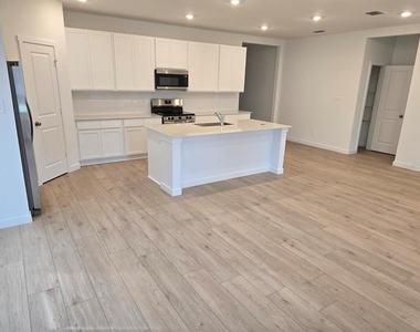 5144 Flaxleaf Street - Photo Thumbnail 2