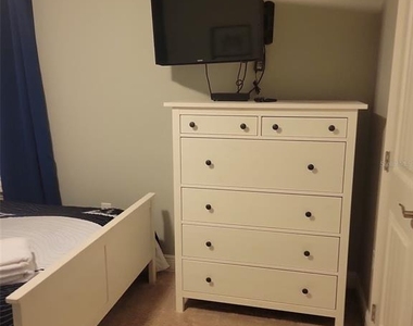 5161 Oakbourne Avenue - Photo Thumbnail 6