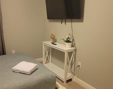5161 Oakbourne Avenue - Photo Thumbnail 27