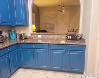 5161 Oakbourne Avenue - Photo Thumbnail 9