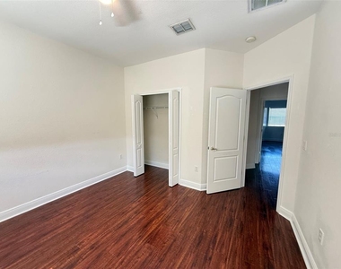 13237 Fountainbleau Drive - Photo Thumbnail 19