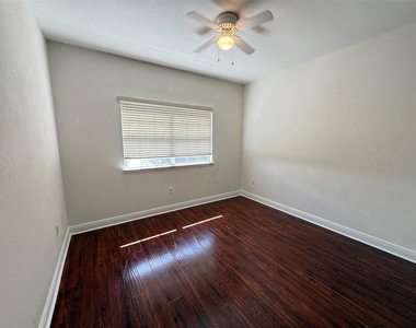13237 Fountainbleau Drive - Photo Thumbnail 18