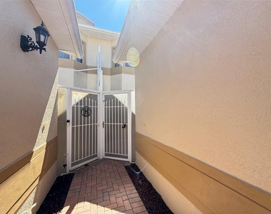 13237 Fountainbleau Drive - Photo Thumbnail 1